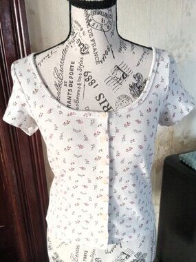 Old Navy Cream / Floral Button Front Ribbed Scoop Neck Short Sleeve - Size Small